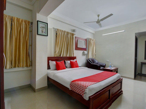 Kooloth Lake View Residency主图