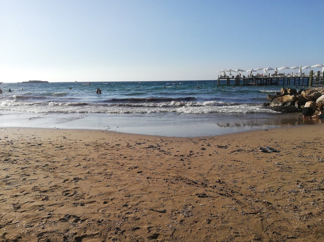 Merit Crystal Cove Hotel主图