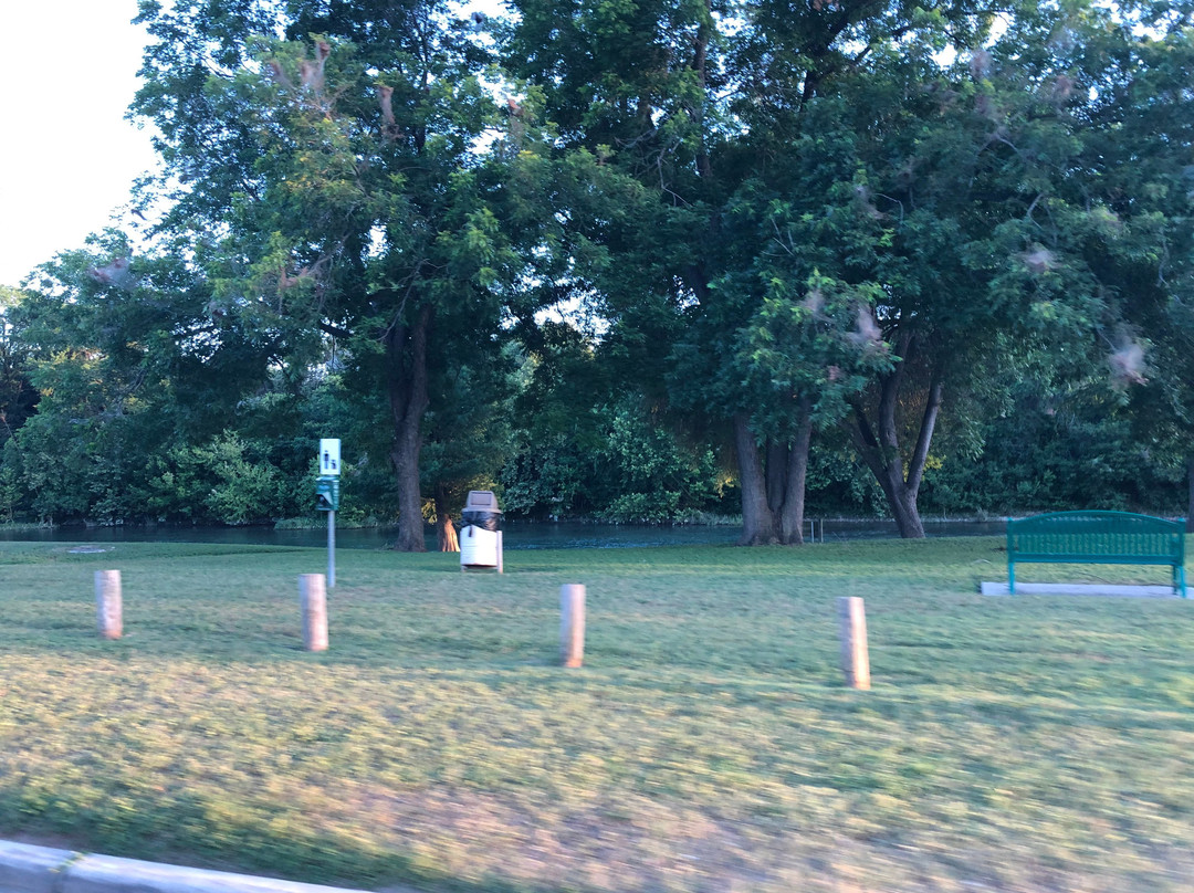 River Acres Park-新布朗费尔斯必去景点