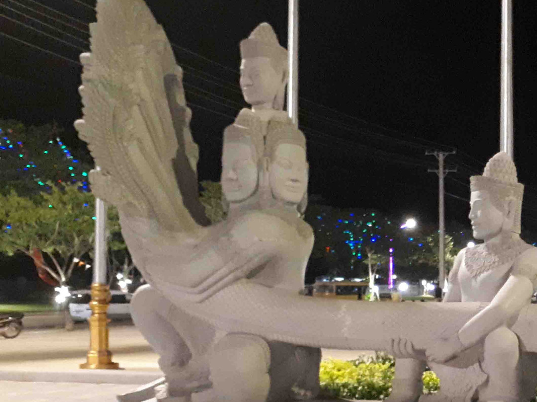 Win Win Memorial-金边必去景点