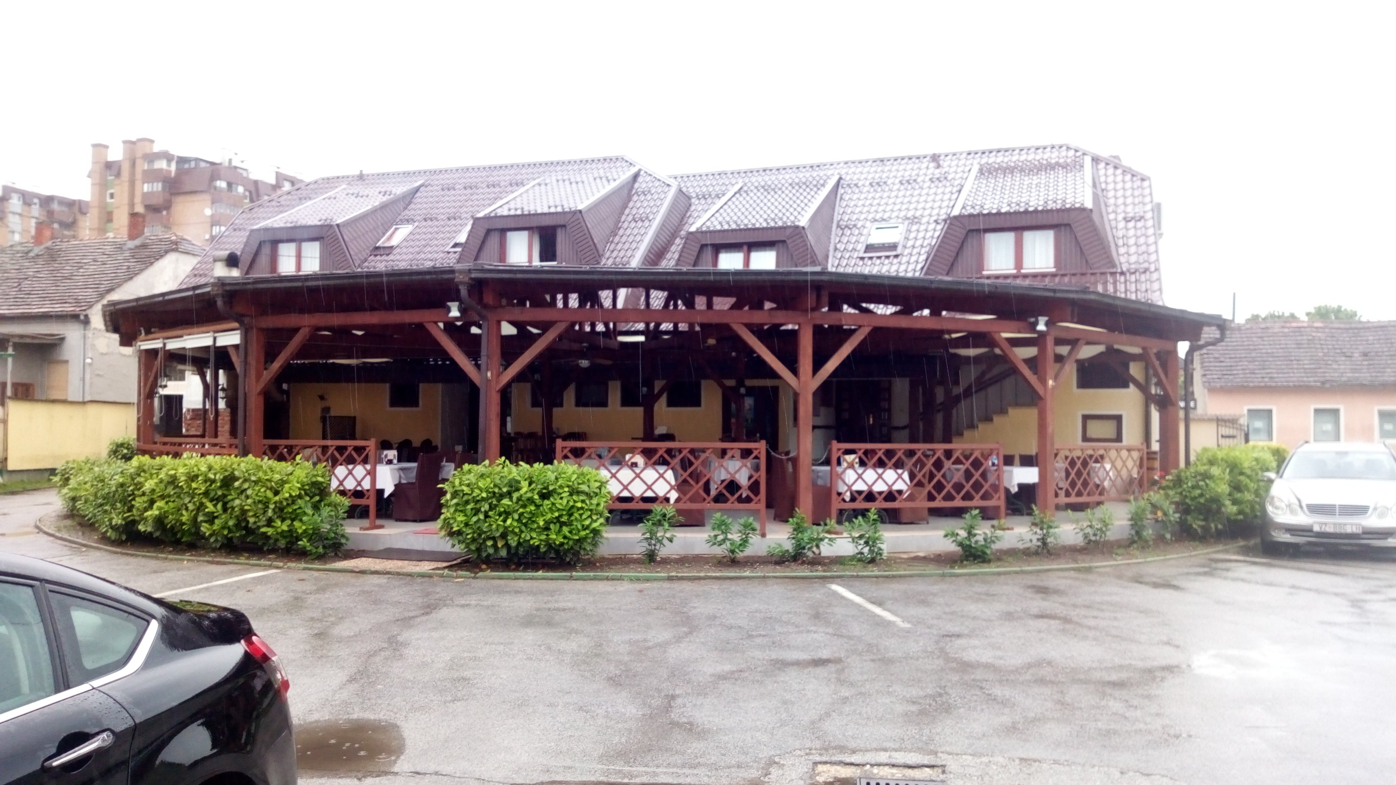 Pansion-Restoran Garestin-浴室
