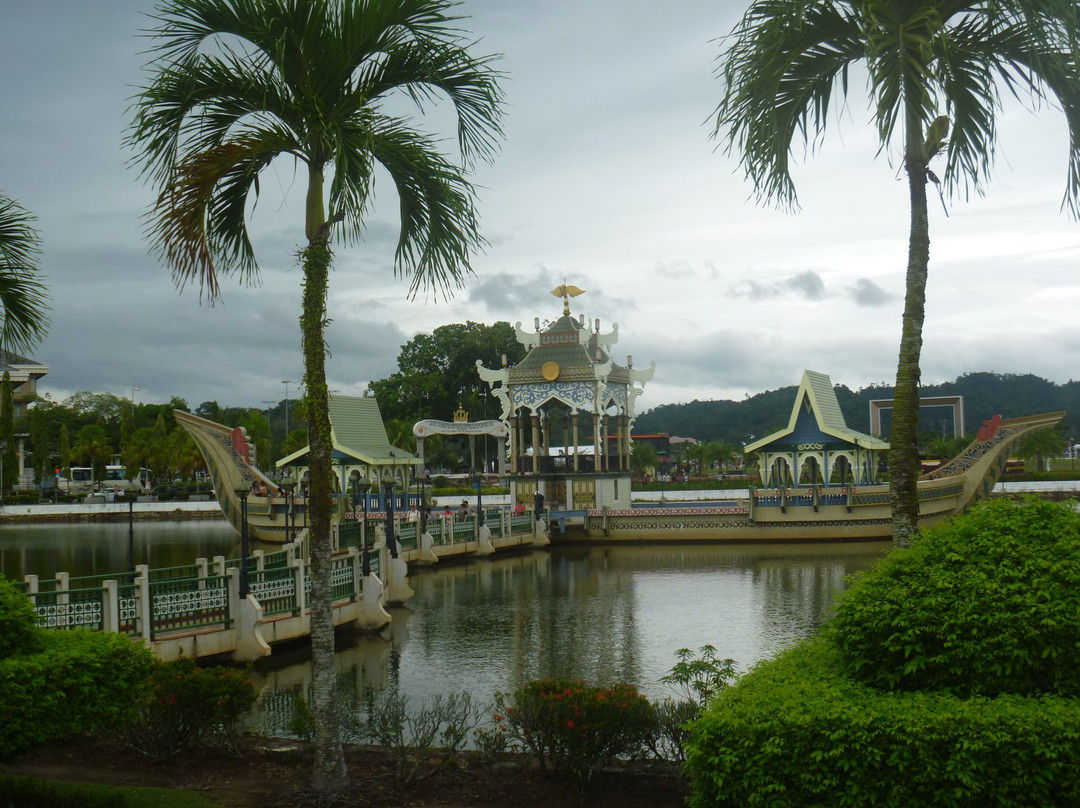The Royal Barge景点图片