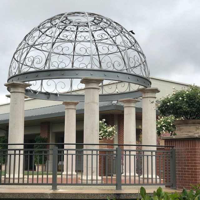 西湖村四季酒店主图