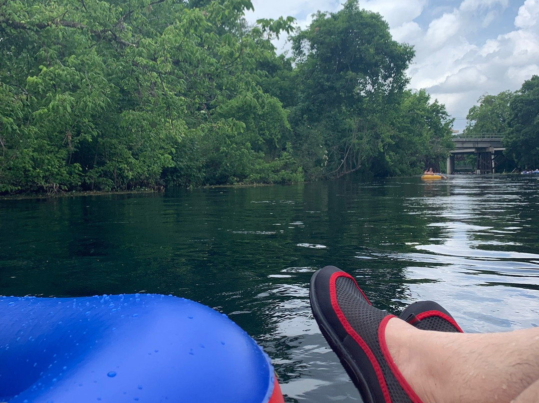 Lions Club Tube Rental-圣马科斯必去景点