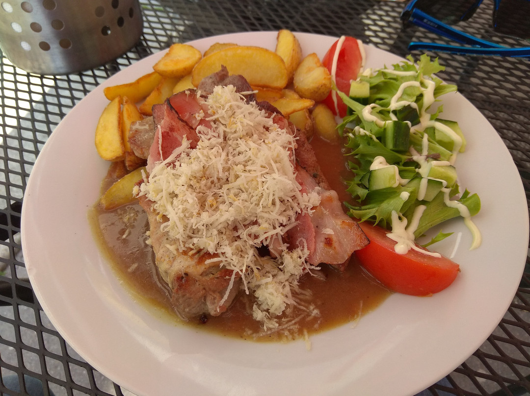 Polnicka餐馆和美食-Pub & Cafe