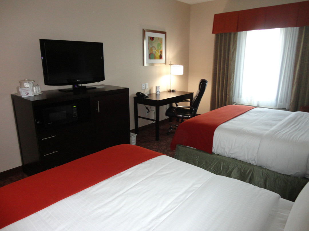 Holiday Inn Express Kenedy By IHG
