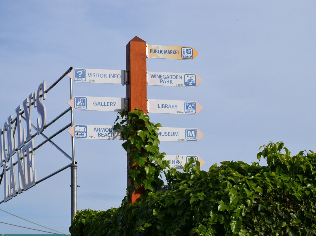 Gibsons Visitor Centre-吉布森斯必去景点