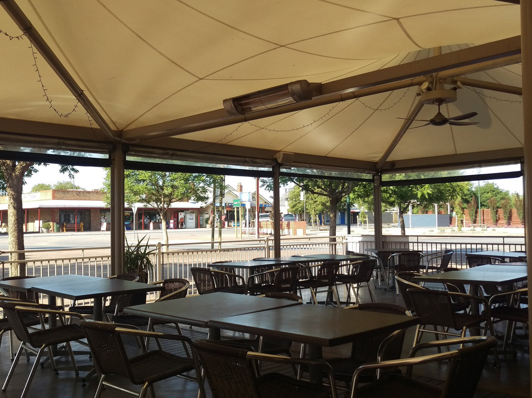 Hamley Bridge餐馆和美食-Mallala Hotel Restaurant