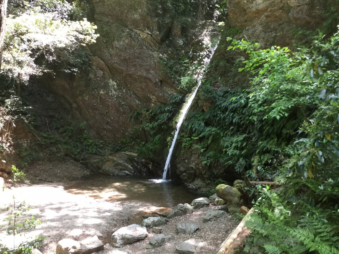 Shukuya Falls-毛吕山町必去景点
