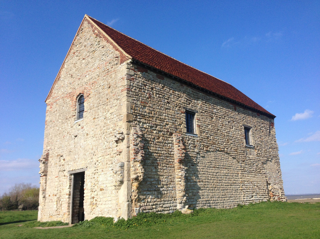 St Peter's Chapel景点图片