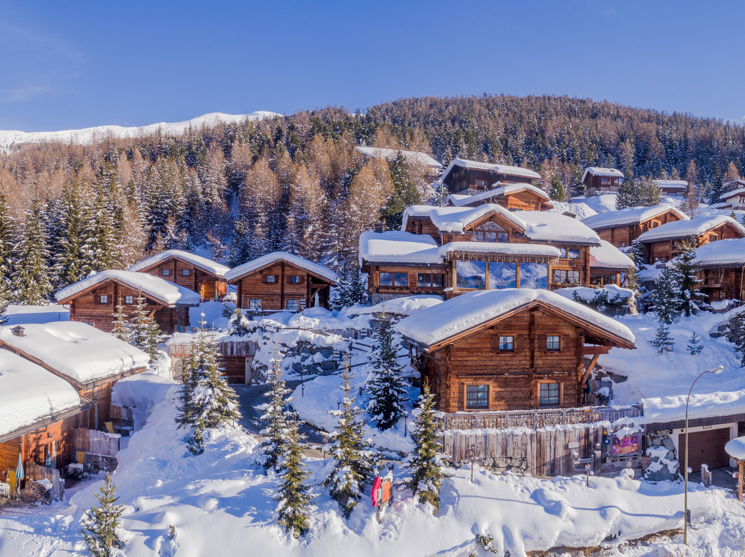 Park Chalet Village主图
