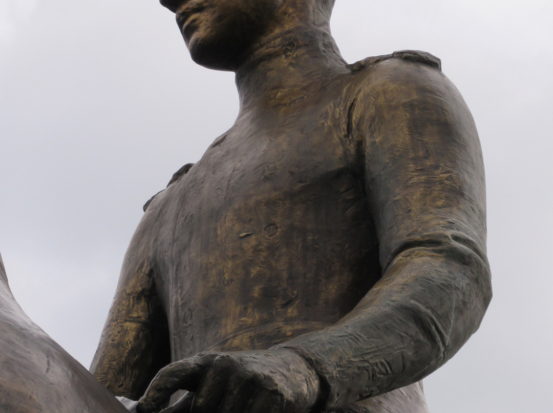 Statue équestre du Roi Albert 1er-列日必去景点