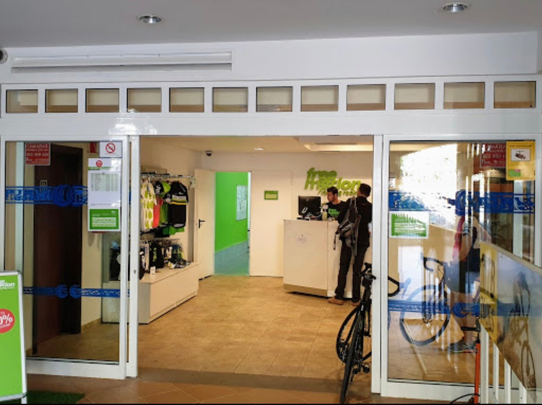 Free Motion Bikecenter - Puerto de Mogán-莫干港必去景点