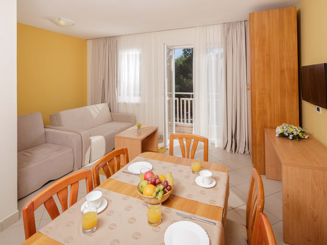 Apartments Katoro Plava Laguna主图