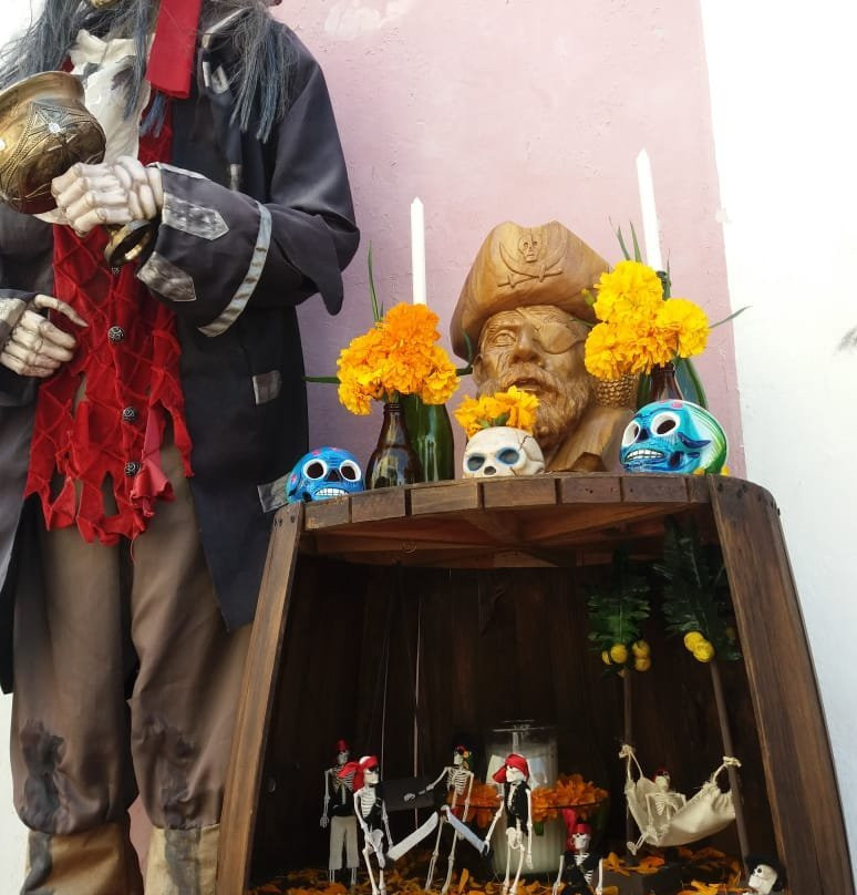 Patas de Palo y Caras de Malo-坎佩切州必去景点