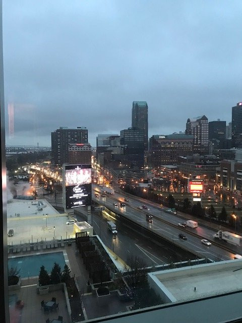 圣路易斯四季酒店主图