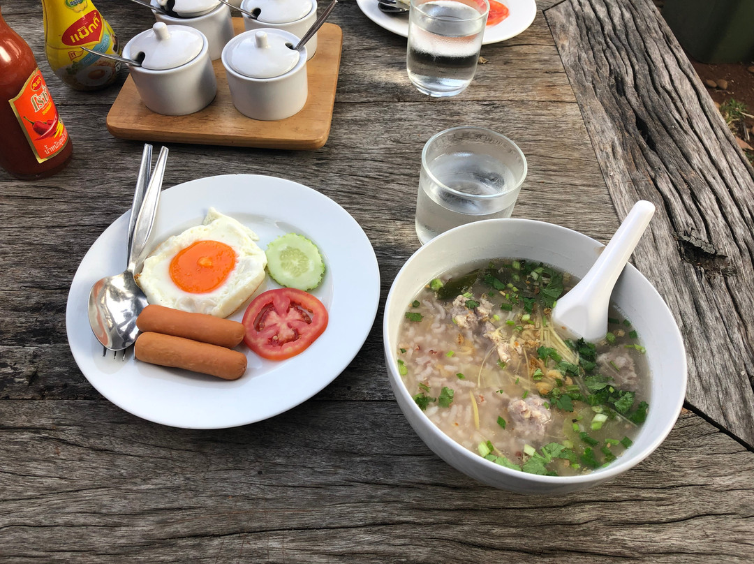 The Iris Resort主图