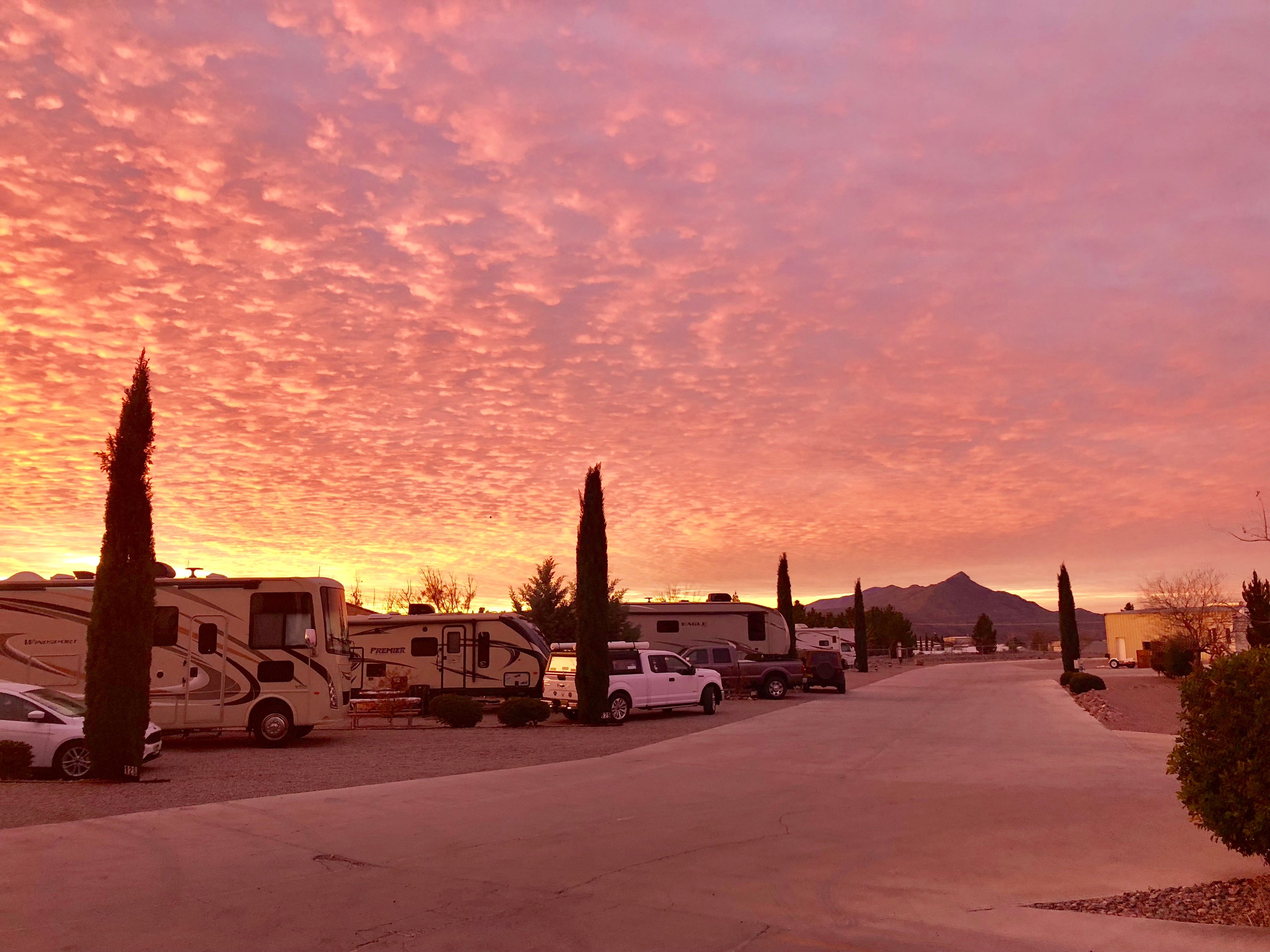 Elephant Butte Lake RV Resort-官方