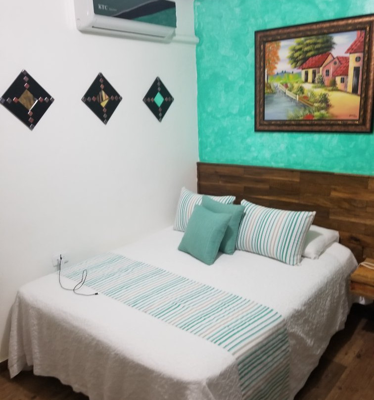 Vista de Águilas Ecolodge主图