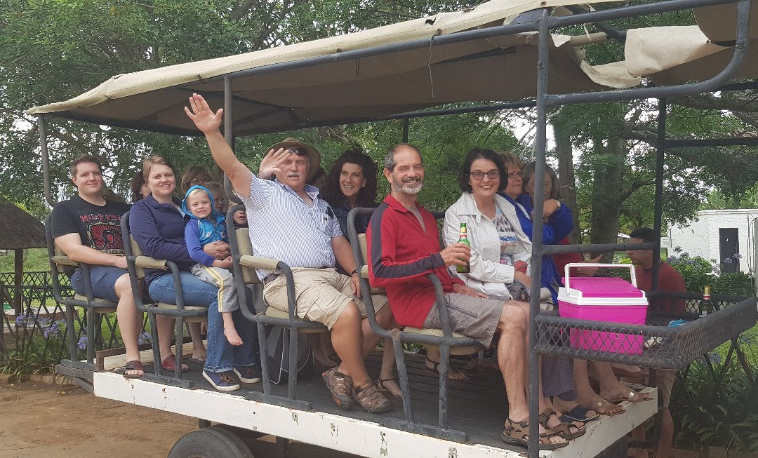 Lalapanzi Hotel & Conference Centre主图