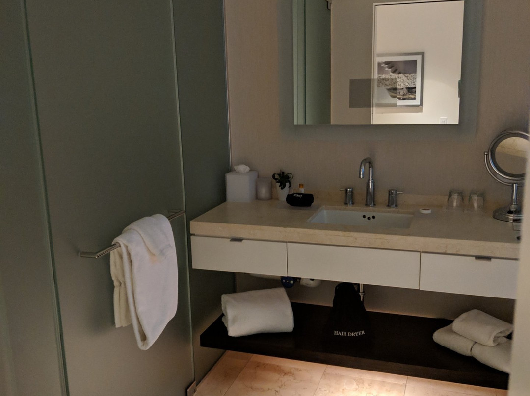 市中心阿里斯塔酒店主图