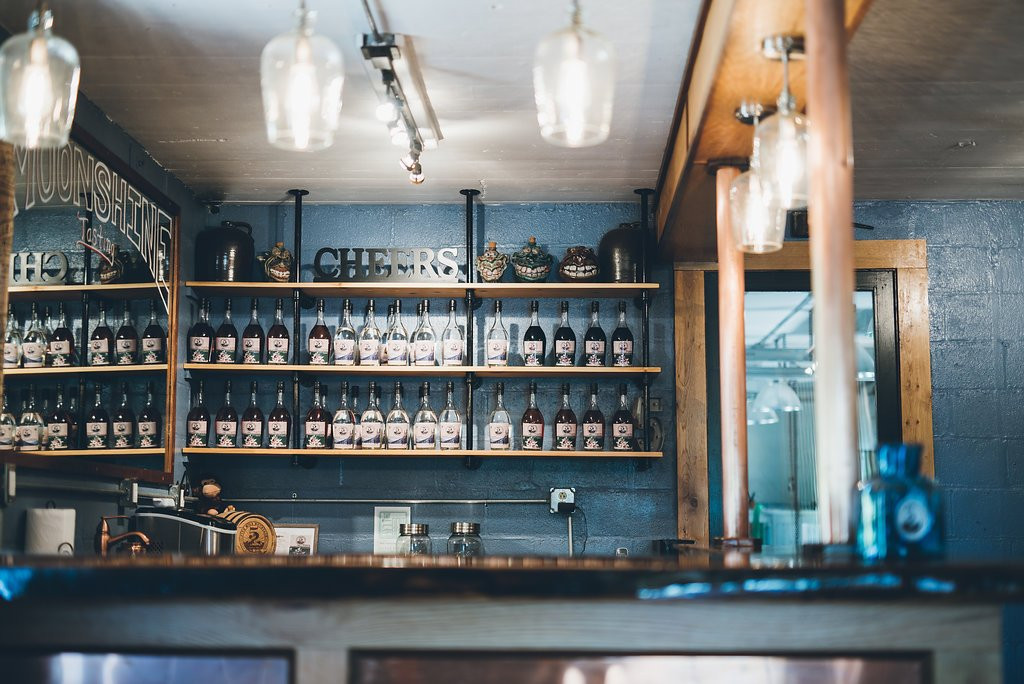 Five Mile Mountain Distillery-Floyd必去景点