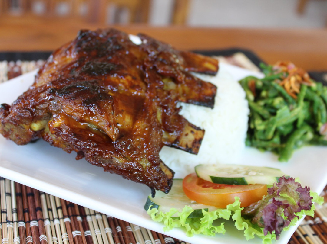 Toya Gangga Bar and Resto