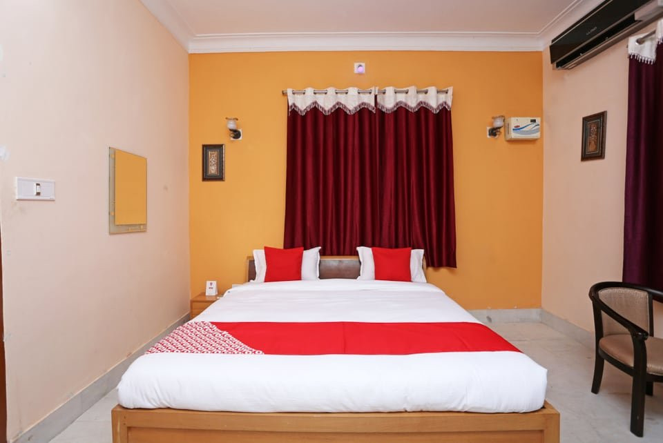 OYO 10510 Village Inn主图