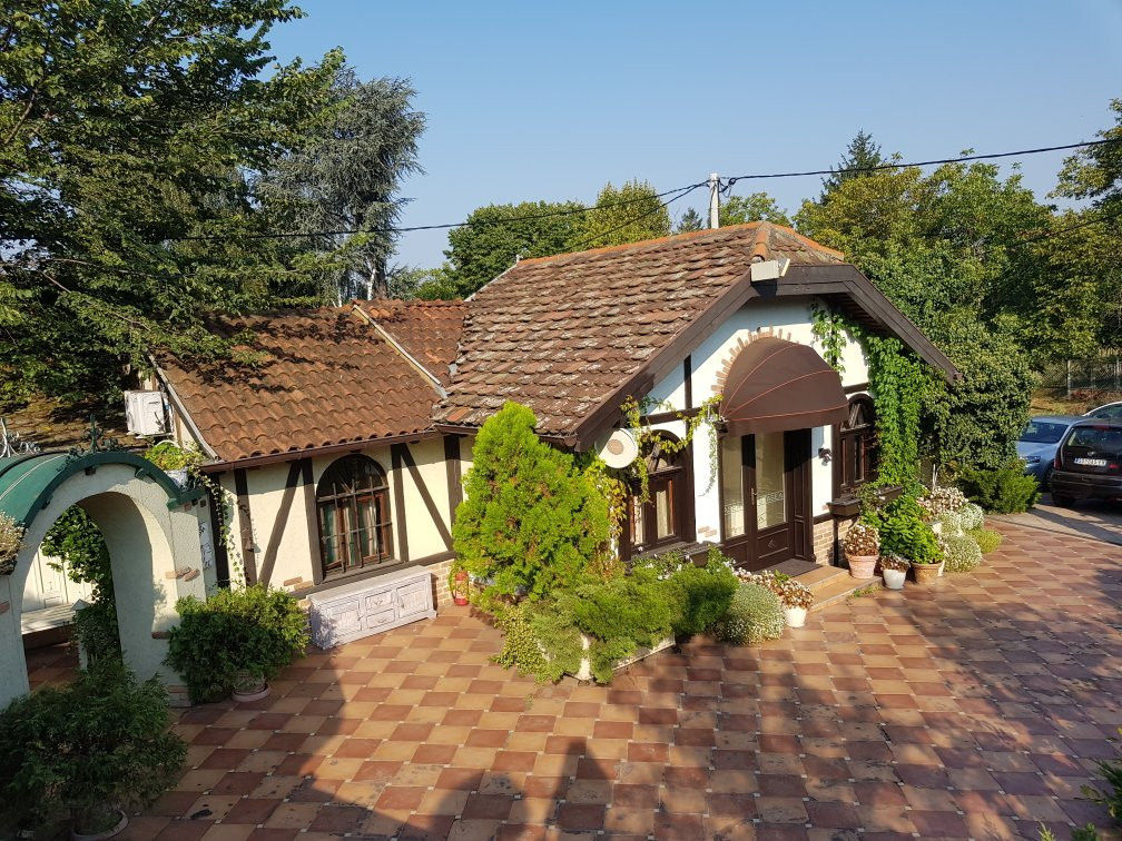 Stasea Apartments