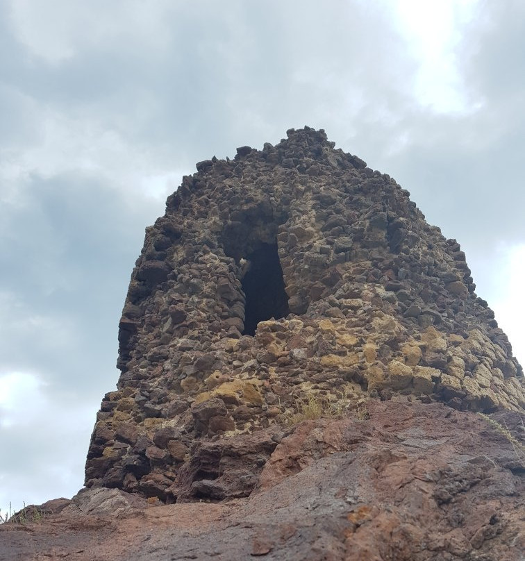 Torre di Columbargia-Tresnuraghes必去景点