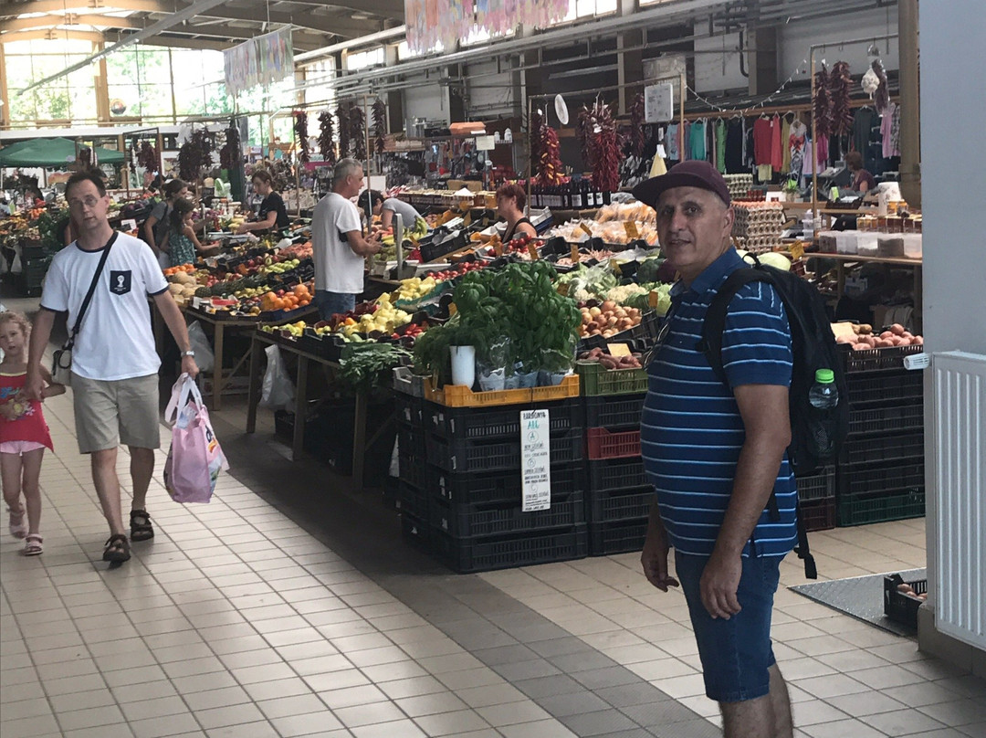Balatonfured City Market景点图片