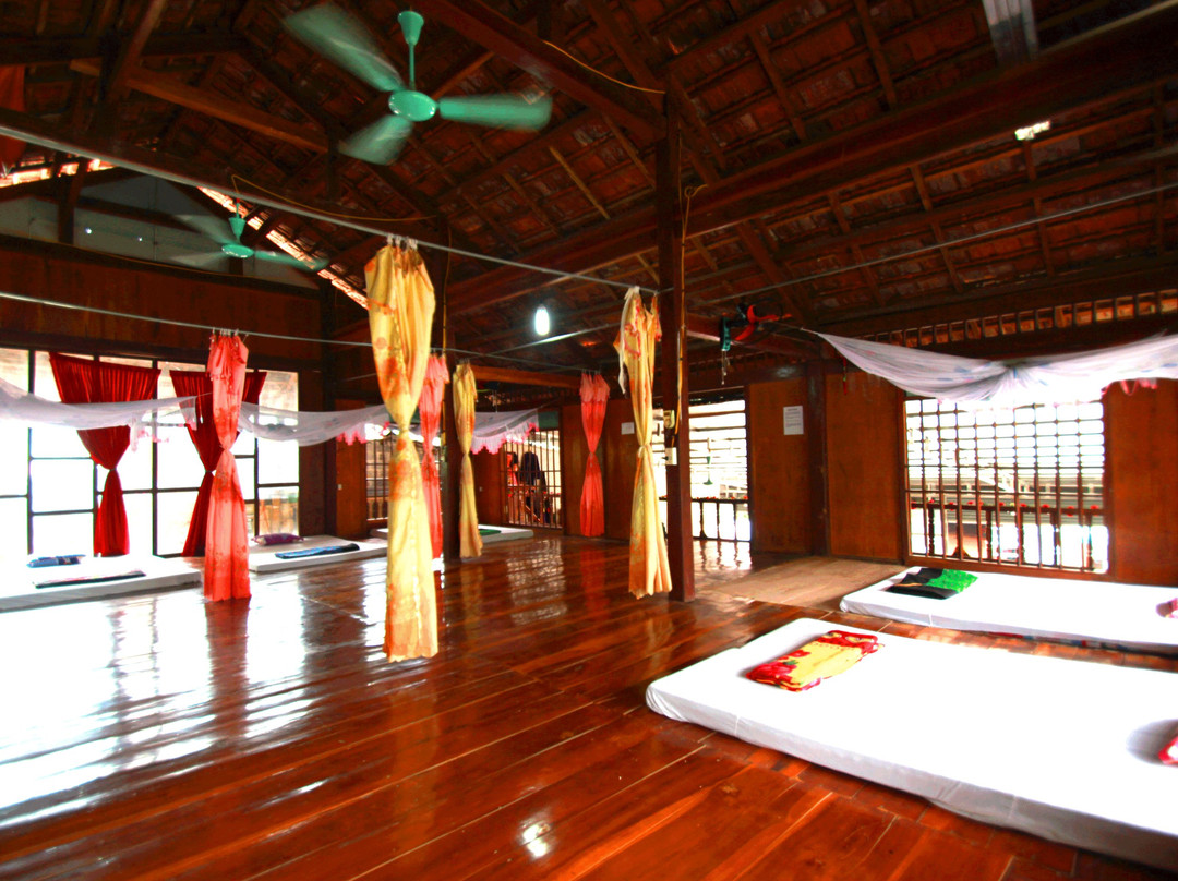Muong Tra Stream Homestay