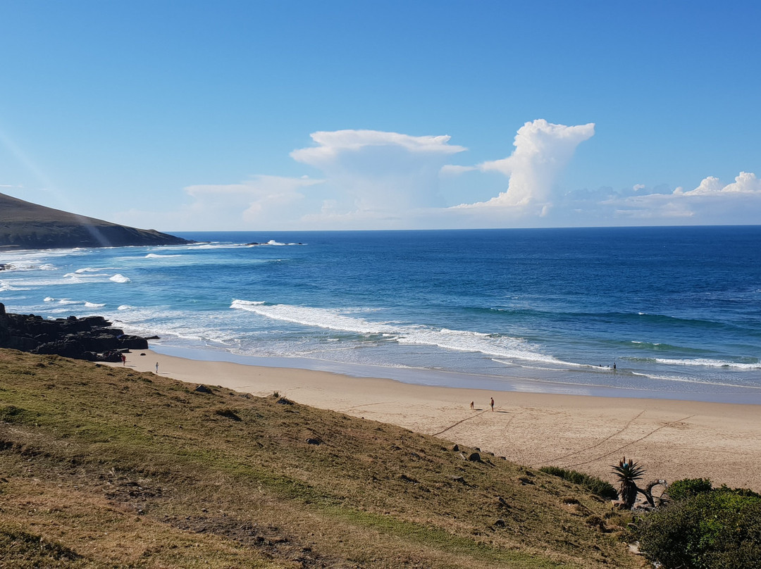 Hole in the Wall主图