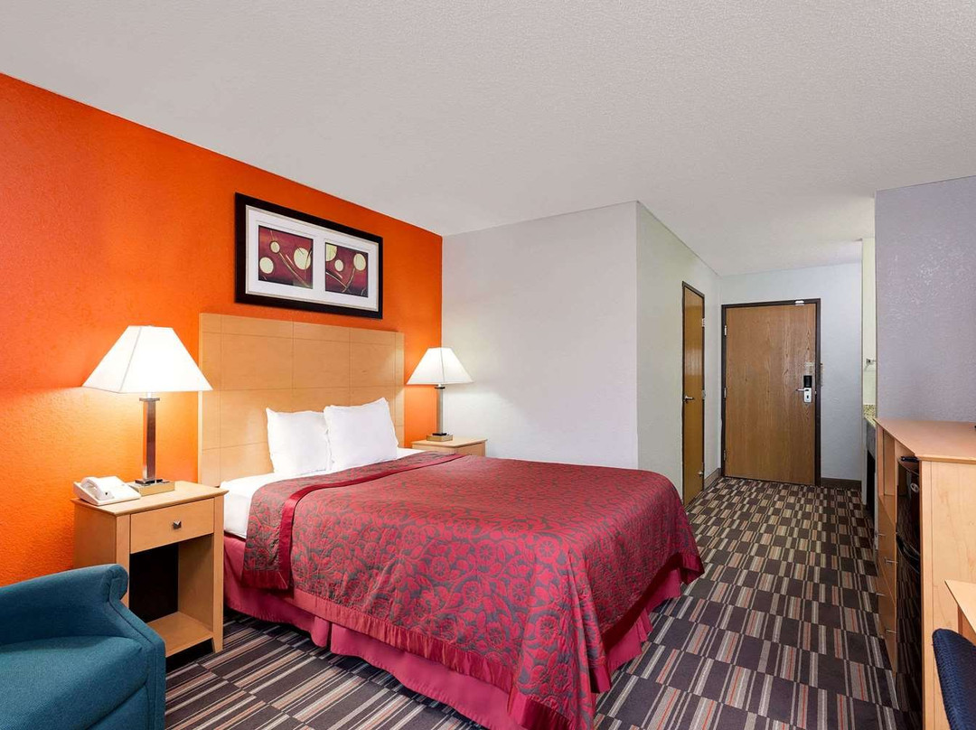 Days Inn by Wyndham Sturtevant / Racine / Mount Pleasant主图