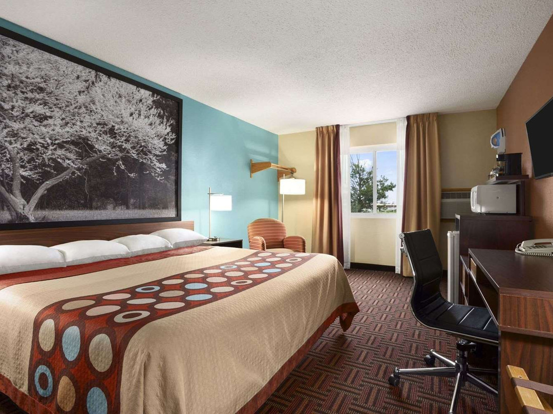 Super 8 by Wyndham Marion主图