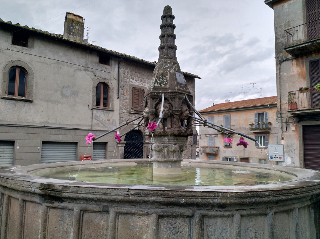 Fontana del Piano景点图片