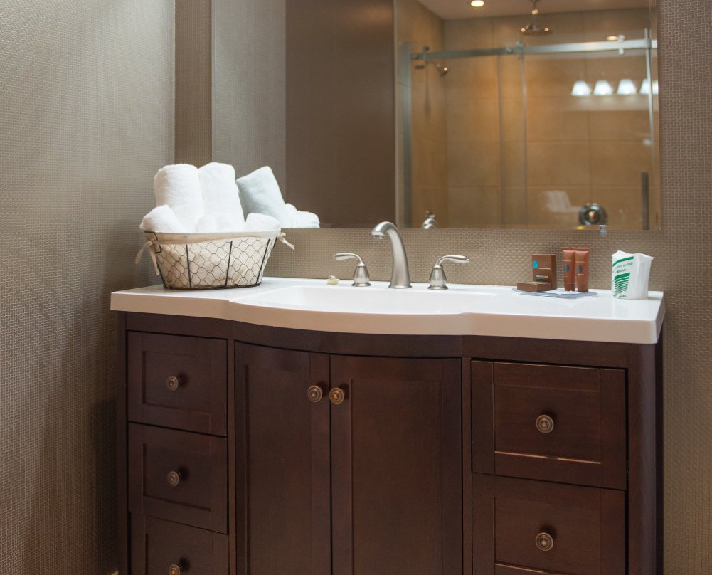 Marystown Hotel & Convention Centre主图