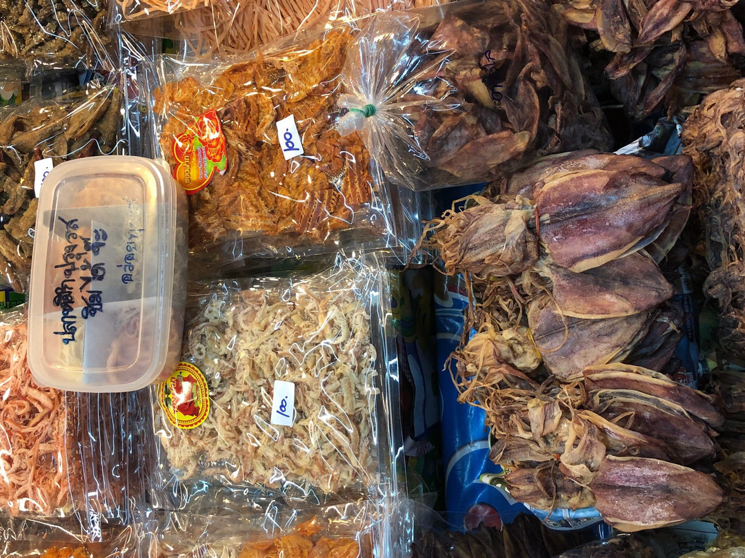 Thapong Fruit Market-罗勇必去景点