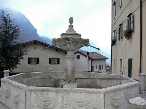 Fontana di Castellavazzo景点图片
