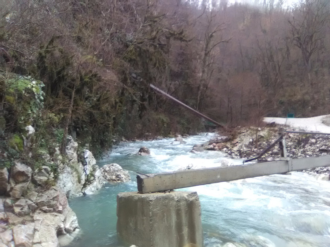 Waterfall Glubokiy Yar景点图片