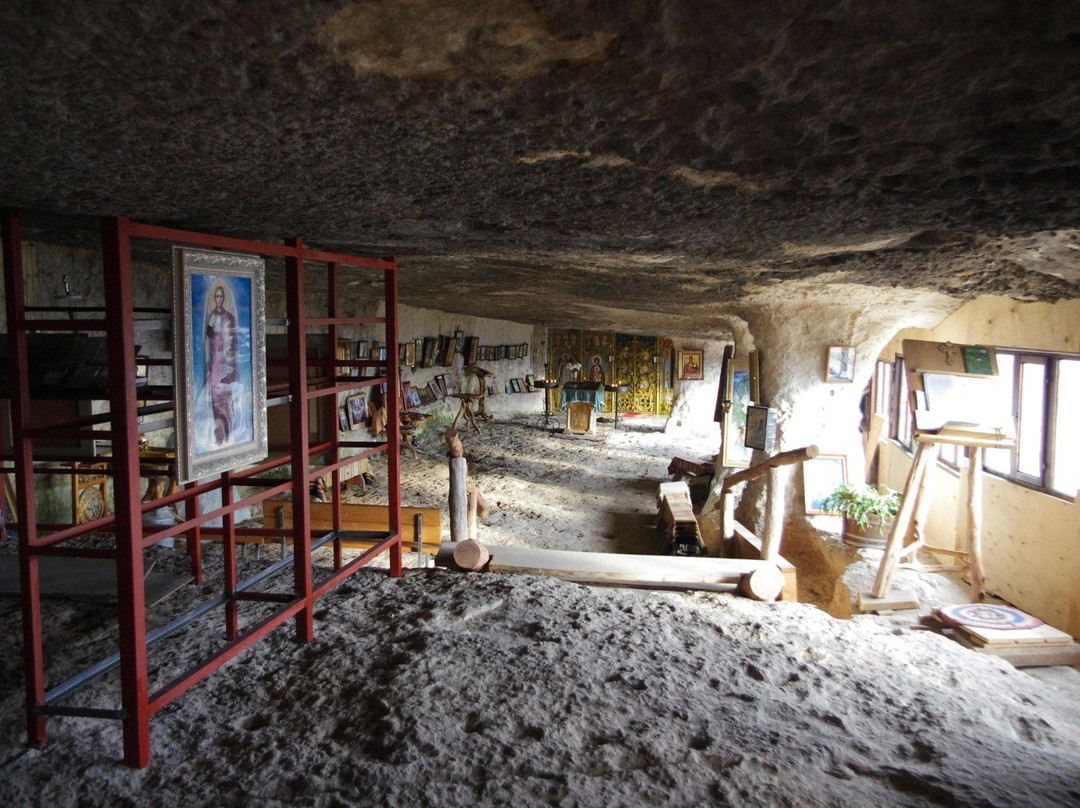 Chelter-Marmara Cave Monastery景点图片