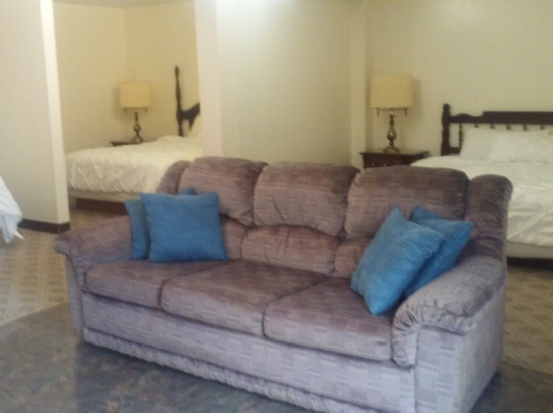 Colonial Mountain Inn主图