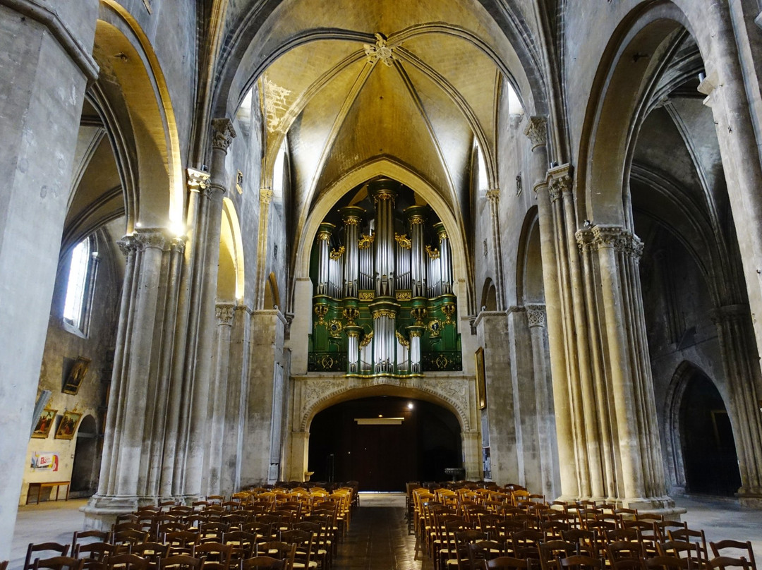 Église Sainte-Croix景点图片