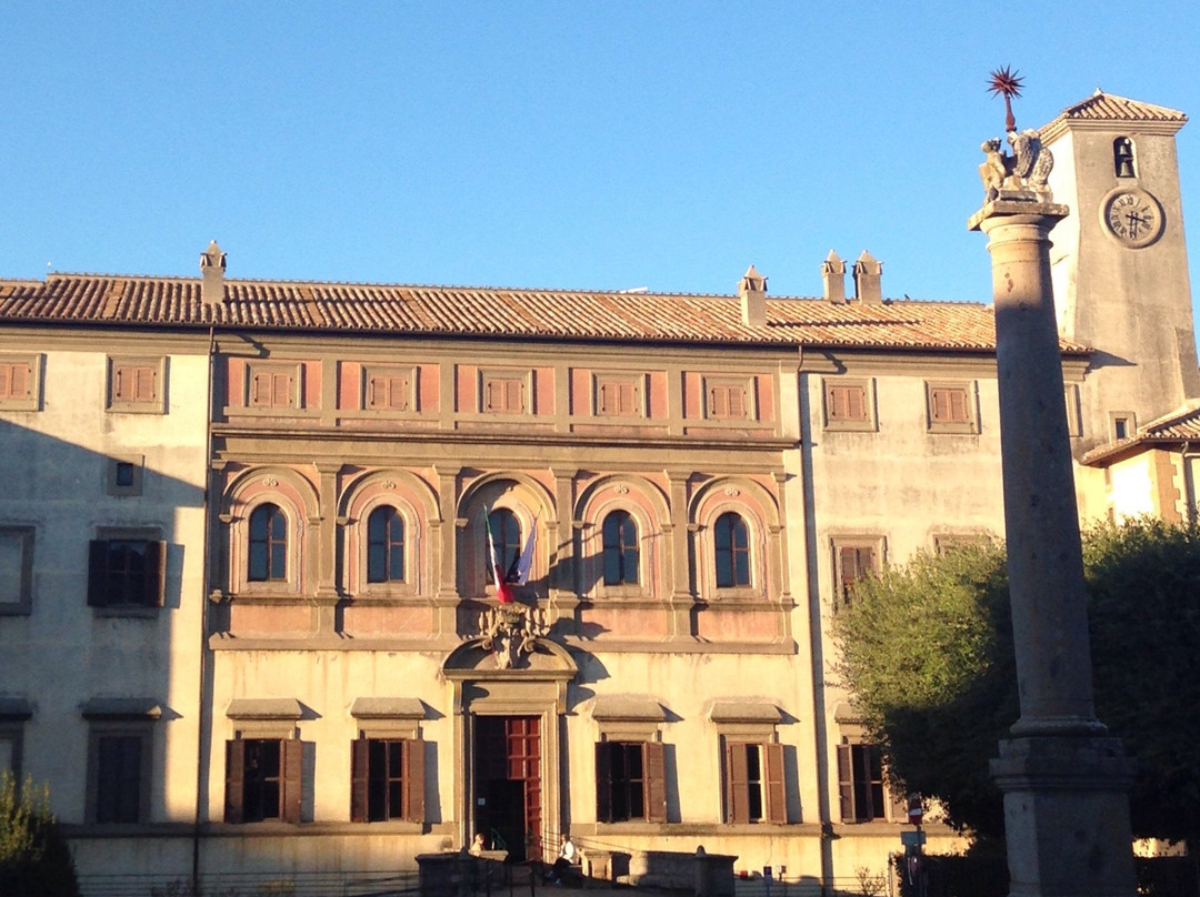 Oriolo Romano旅游景点-Palazzo Altieri