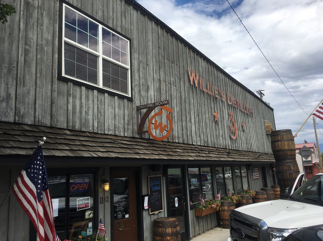 Willies Distillery景点图片