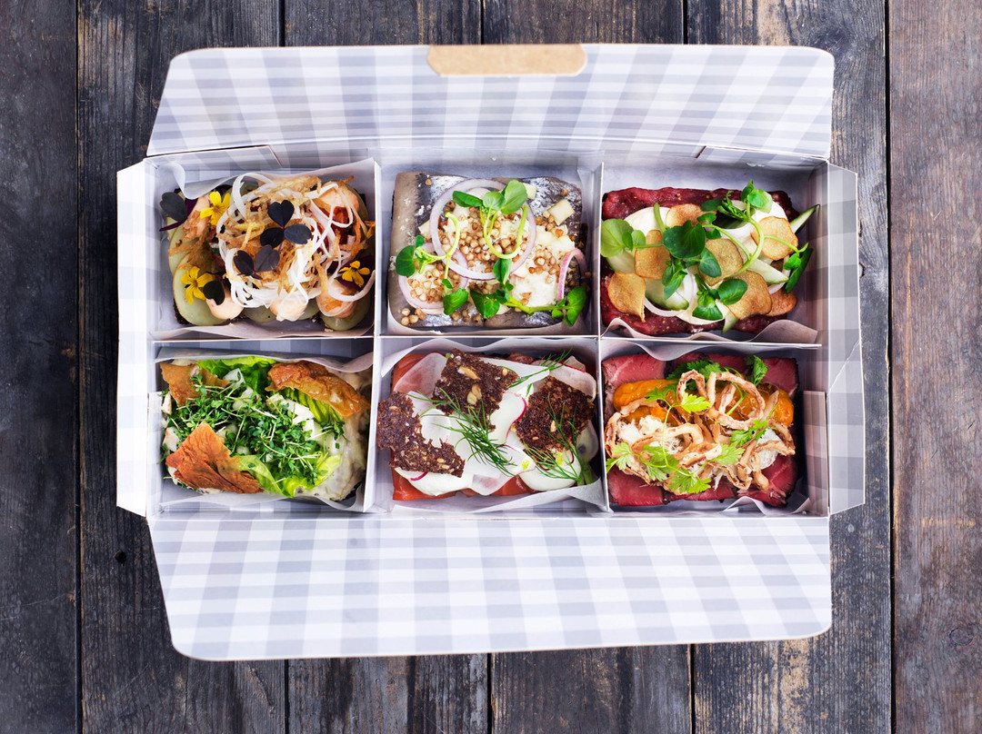 Aamanns Deli & Take Away