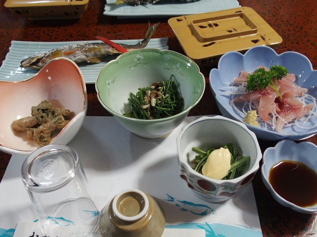 浦佐やな場