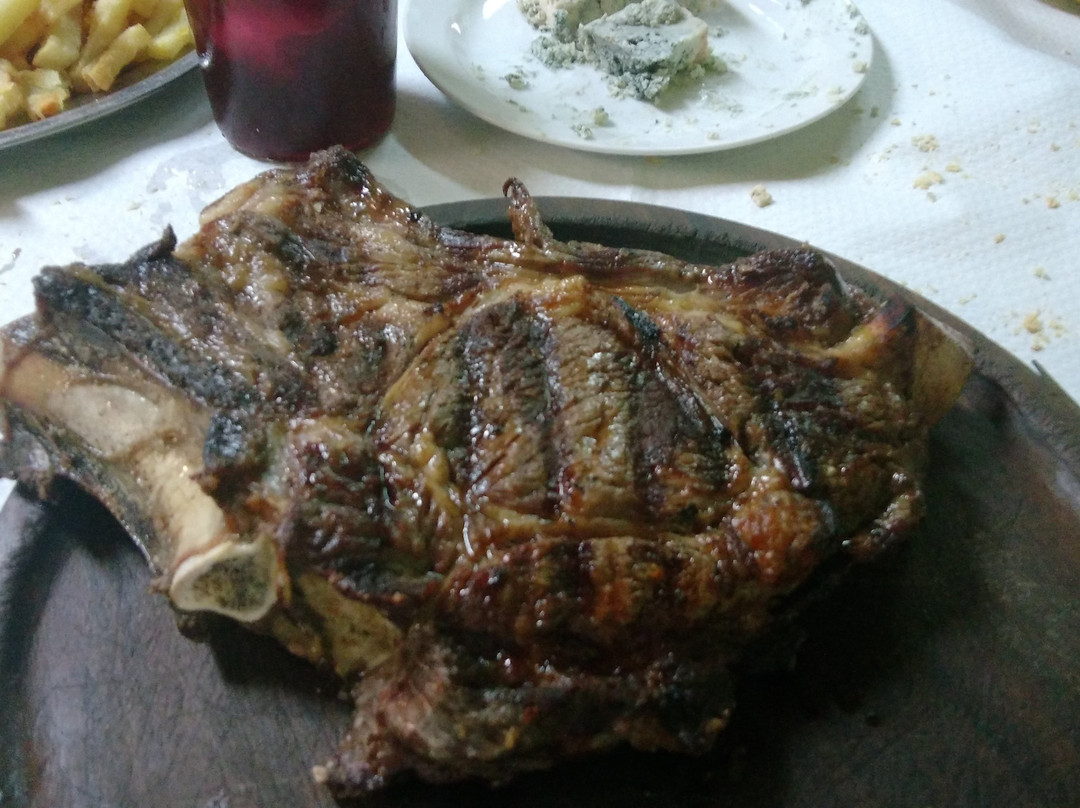 利亚内斯餐馆和美食-Bar Parrilla El Roxin