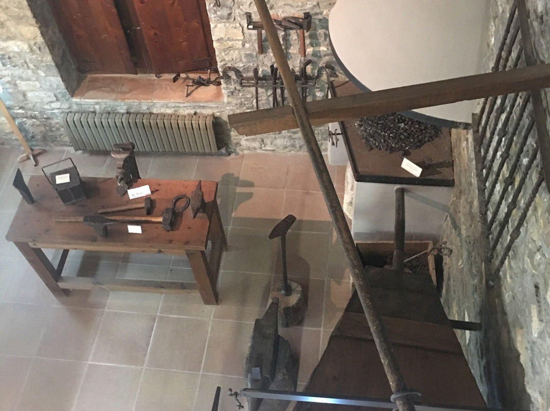 Museo de Oficios y Artes Tradicionales de Ainsa-艾因萨必去景点