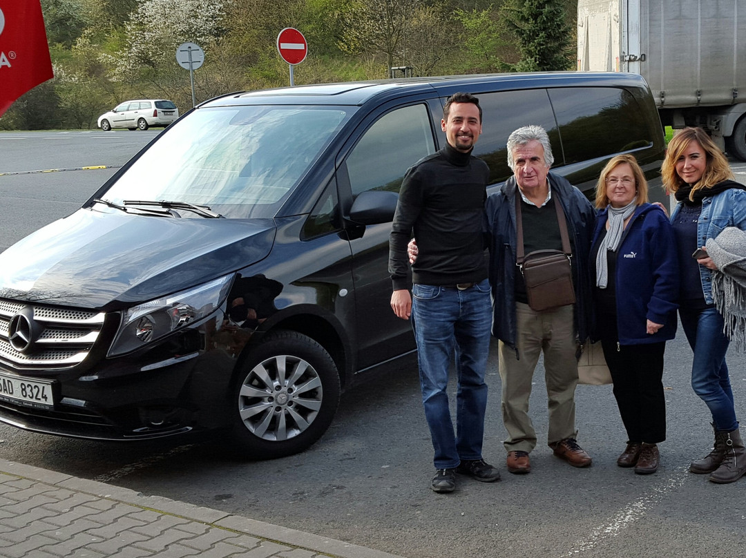 Europe van rental-布拉格必去景点